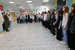 Церемония поднятия Государственного флага Российской Федерации