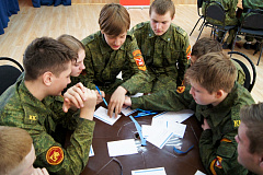 В районной школе № 2001 прошел военно-патриотический квиз